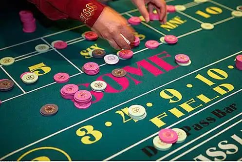hhh431 အွန်လိုင်း စလော့ jackpot reels နှင့် bonus spin feature